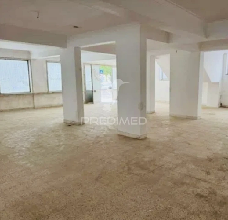 Loja para Venda em Agualva e Mira-Sintra Foto 12