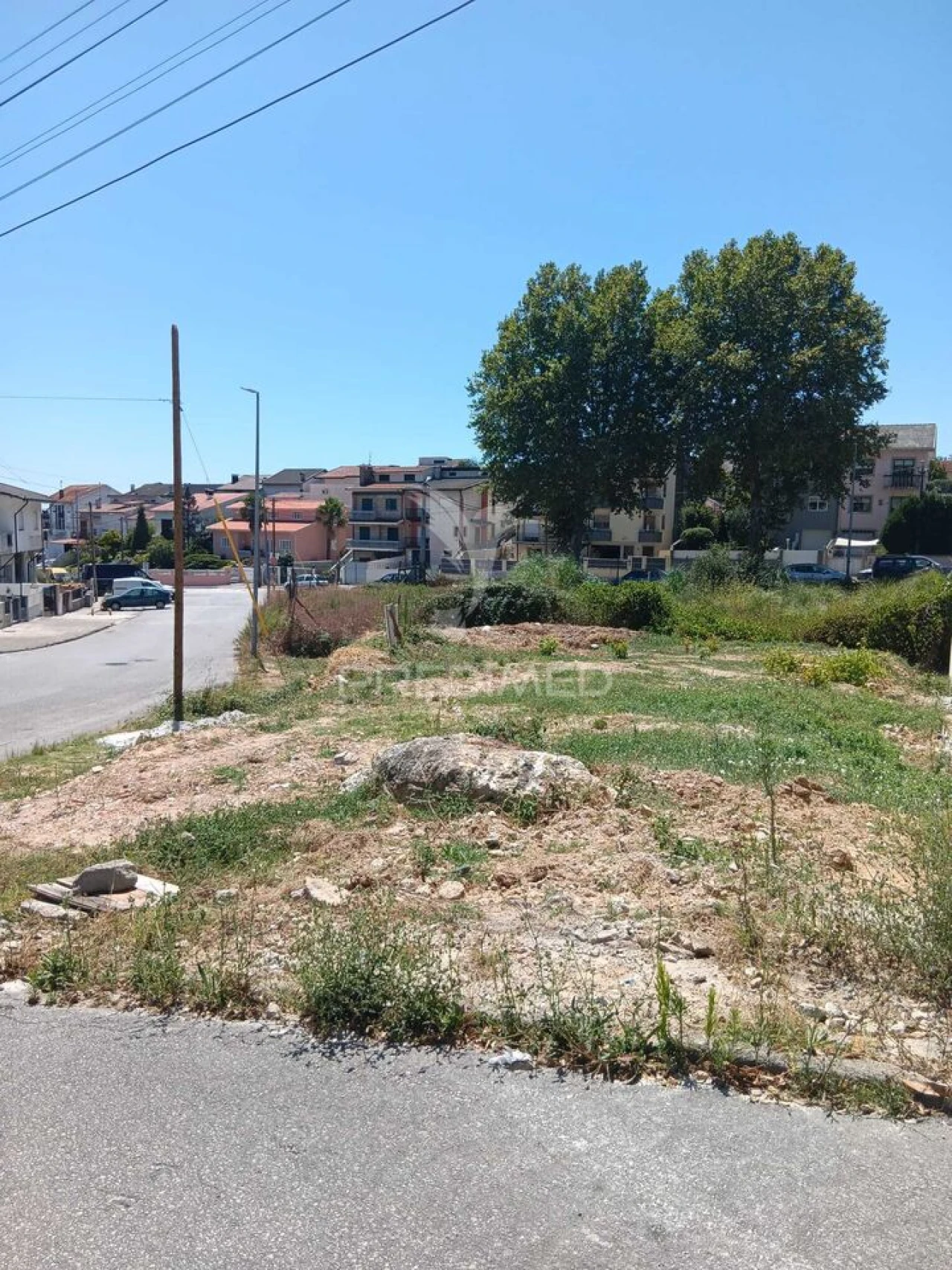 Terreno para Venda em Fânzeres e São Pedro da Cova Foto 3