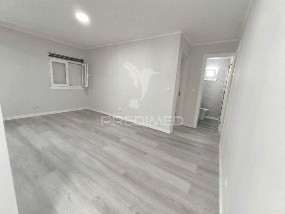 Apartamento T3 para Venda em Laranjeiro e Feijó Foto 11