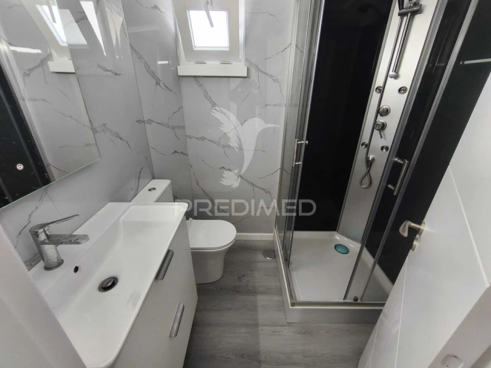 Apartamento T3 para Venda em Laranjeiro e Feijó Foto 19