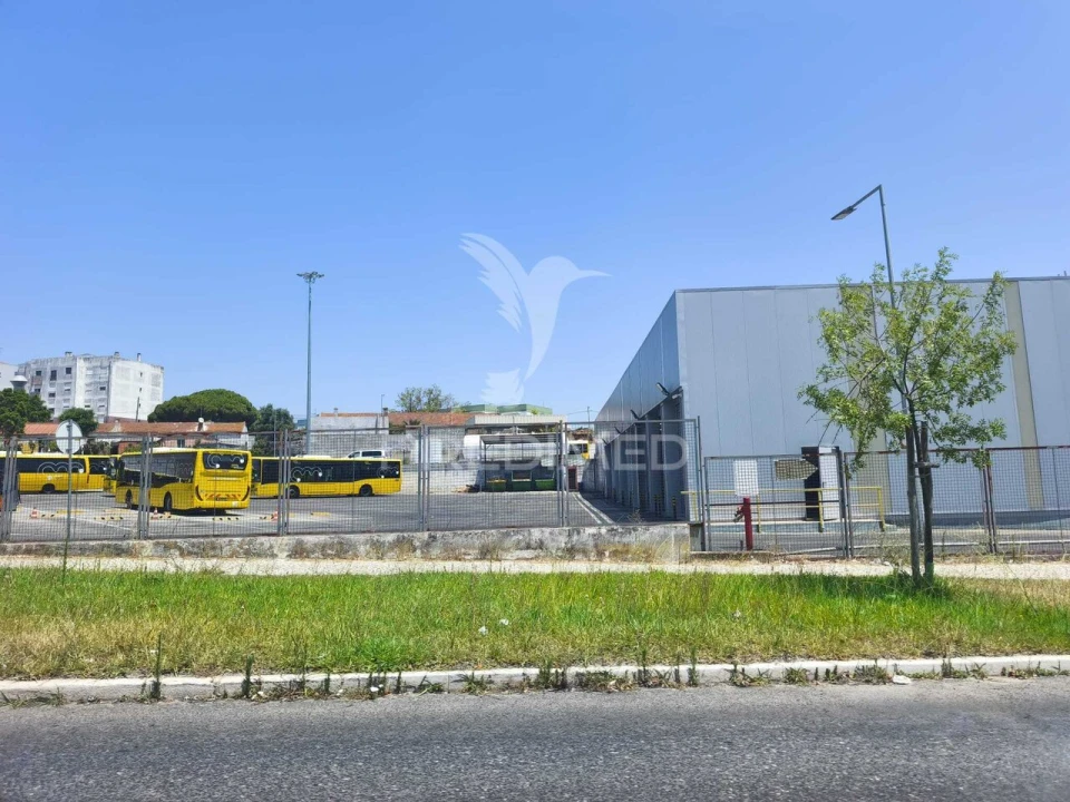 Apartamento T3 para Venda em Laranjeiro e Feijó Foto 27