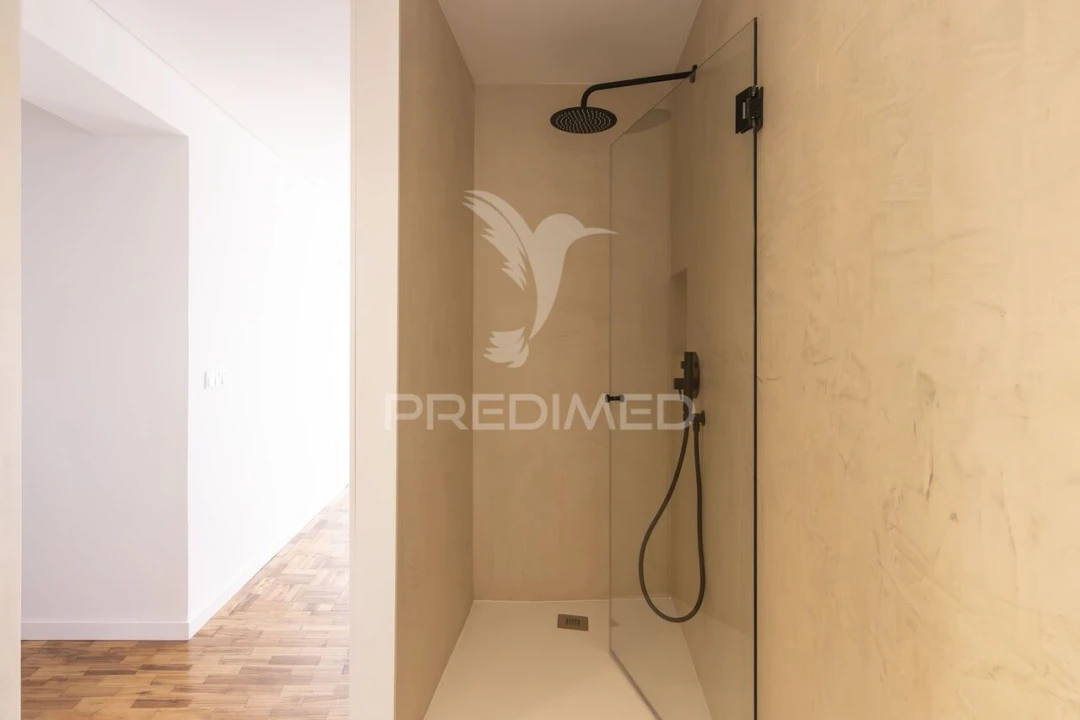 Apartamento T4 para Venda em Cedofeita, Santo Ildefonso, Sé, Miragaia, São Nicolau e Vitória Foto 18
