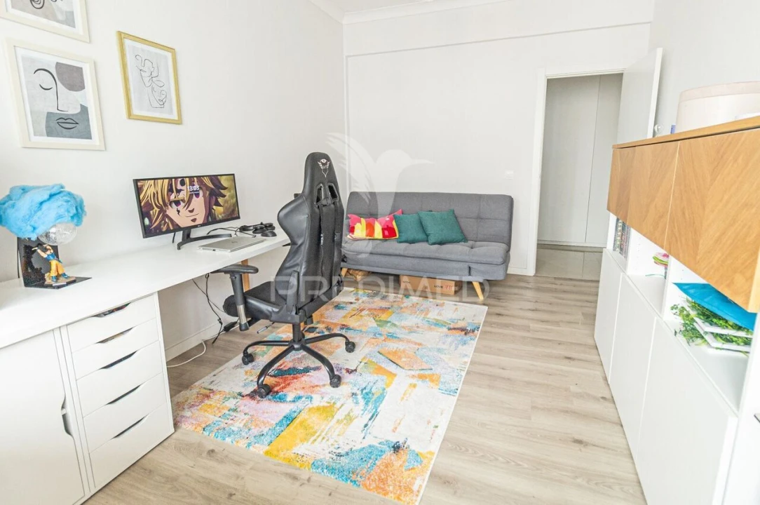 Apartamento T3 para Venda em Almada, Cova da Piedade, Pragal e Cacilhas Foto 21