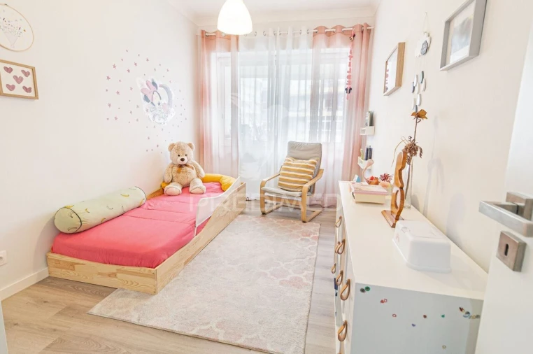 Apartamento T3 para Venda em Almada, Cova da Piedade, Pragal e Cacilhas Foto 13