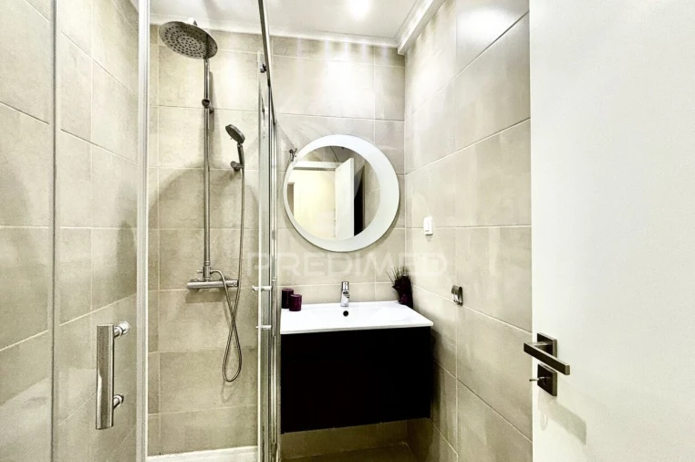 Apartamento T3 para Venda em Almada, Cova da Piedade, Pragal e Cacilhas Foto 19