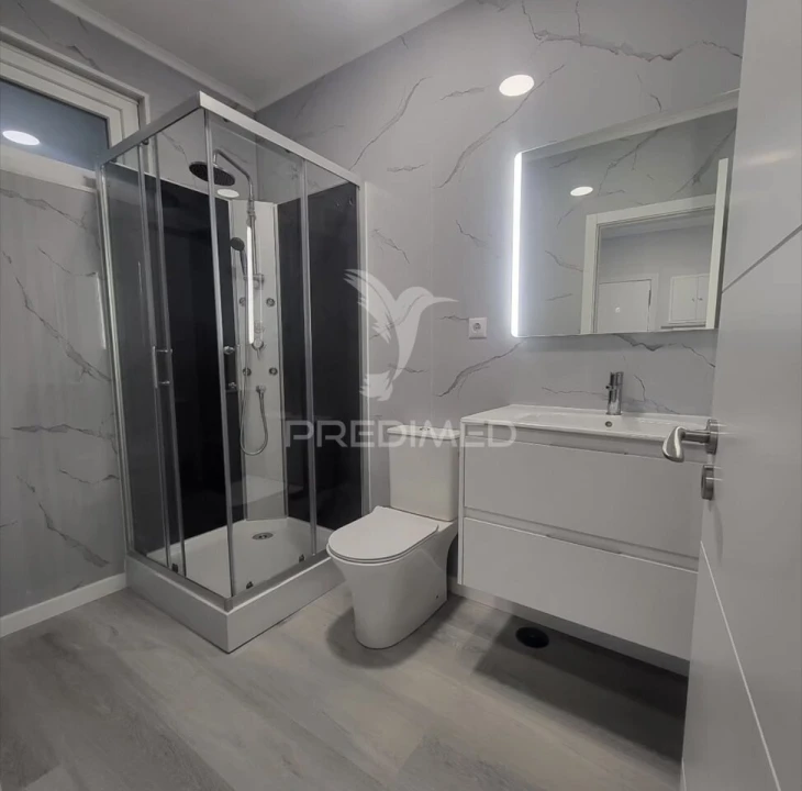 Apartamento T2 para Venda em Oeiras e São Julião da Barra, Paço de Arcos e Caxias Foto 31