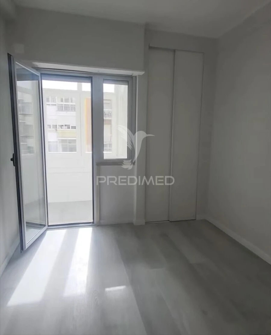 Apartamento T2 para Venda em Oeiras e São Julião da Barra, Paço de Arcos e Caxias Foto 22