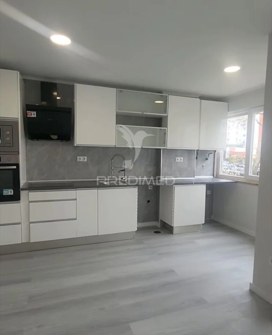 Apartamento T2 para Venda em Oeiras e São Julião da Barra, Paço de Arcos e Caxias Foto 2