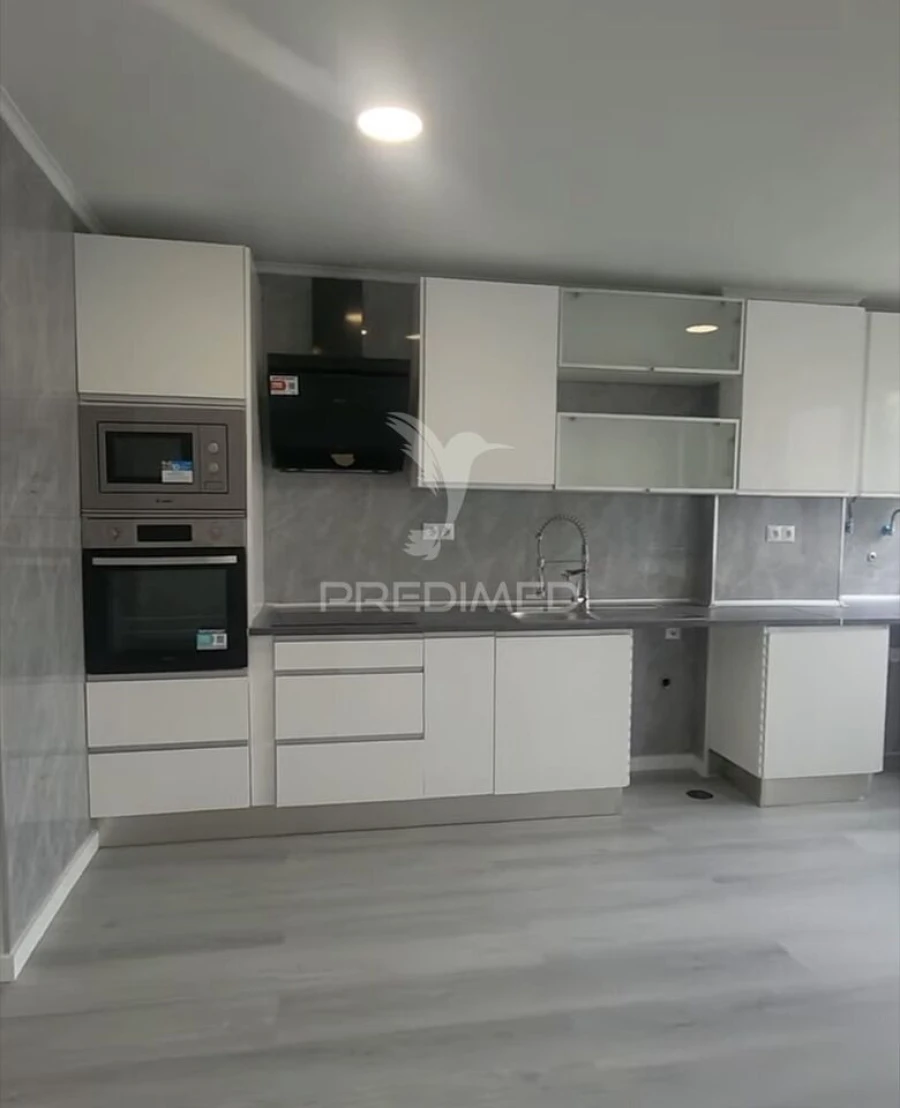 Apartamento T2 para Venda em Oeiras e São Julião da Barra, Paço de Arcos e Caxias Foto 1