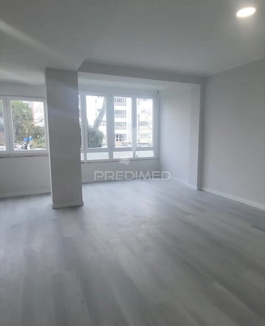 Apartamento T2 para Venda em Oeiras e São Julião da Barra, Paço de Arcos e Caxias Foto 4