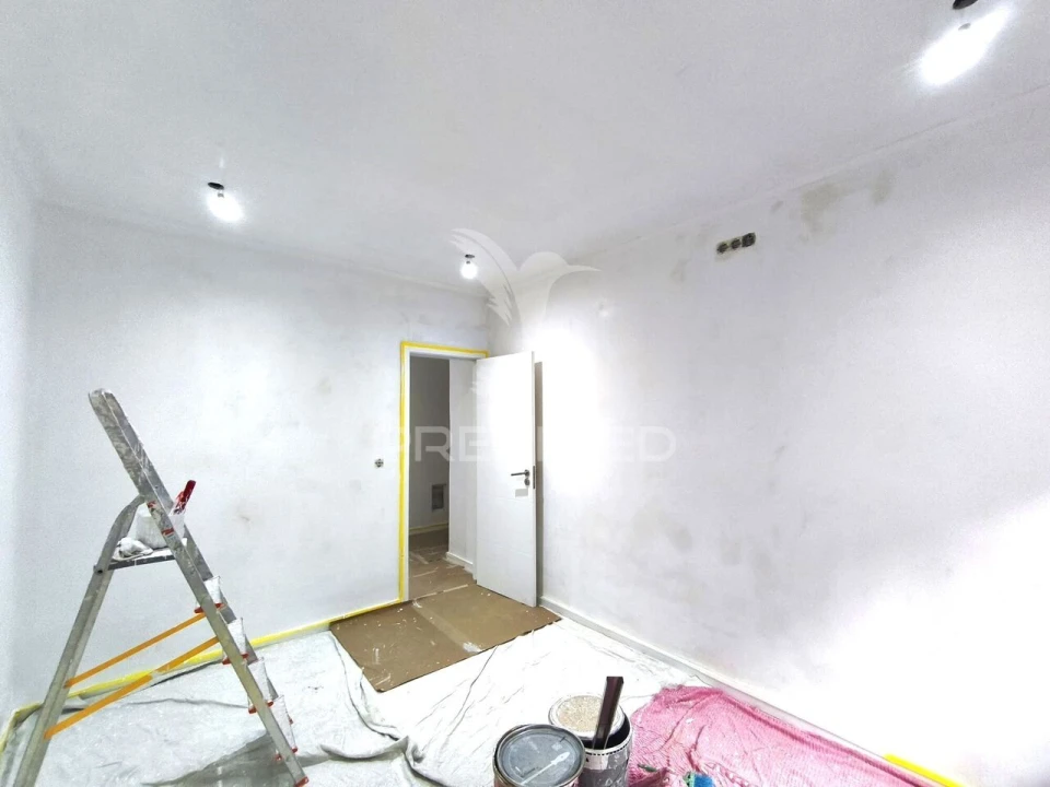 Apartamento T3 para Venda em Queluz e Belas Foto 17