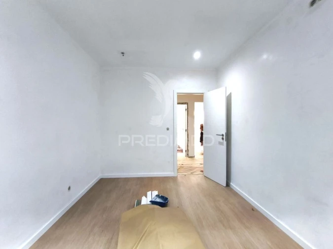 Apartamento T3 para Venda em Queluz e Belas Foto 15