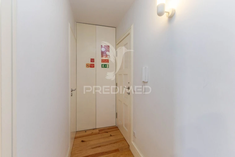 Apartamento T0 para Venda em Cedofeita, Santo Ildefonso, Sé, Miragaia, São Nicolau e Vitória Foto 10