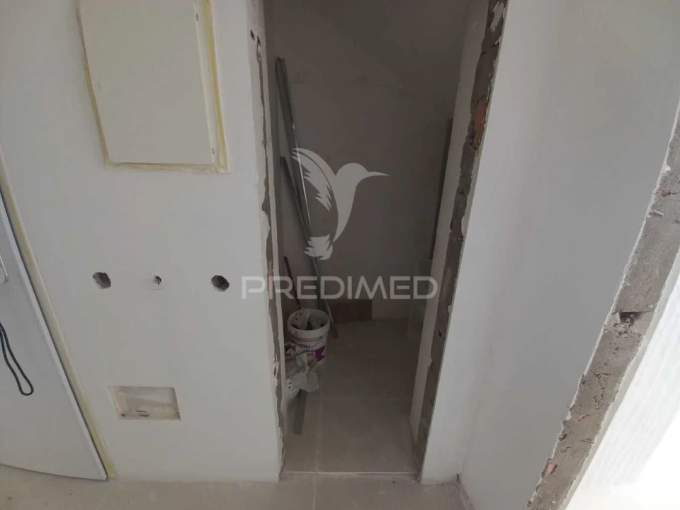 Apartamento T4 para Venda em Póvoa de Santa Iria e Forte da Casa Foto 10