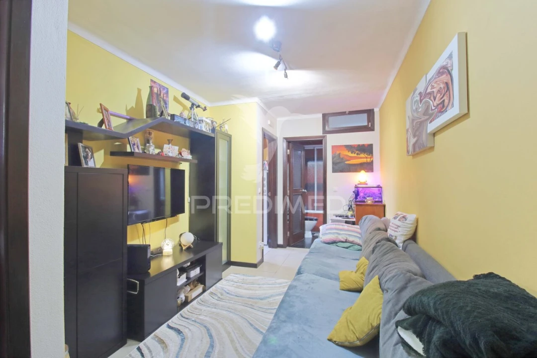 Moradia T4 para Venda em Angra (Nossa Senhora da Conceição) Foto 27