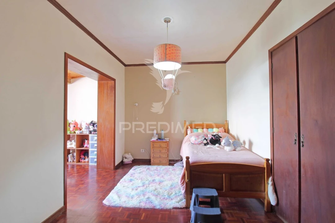 Moradia T4 para Venda em Angra (Nossa Senhora da Conceição) Foto 17