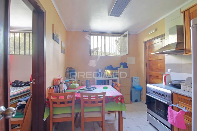 Moradia T4 para Venda em Angra (Nossa Senhora da Conceição) Foto 23