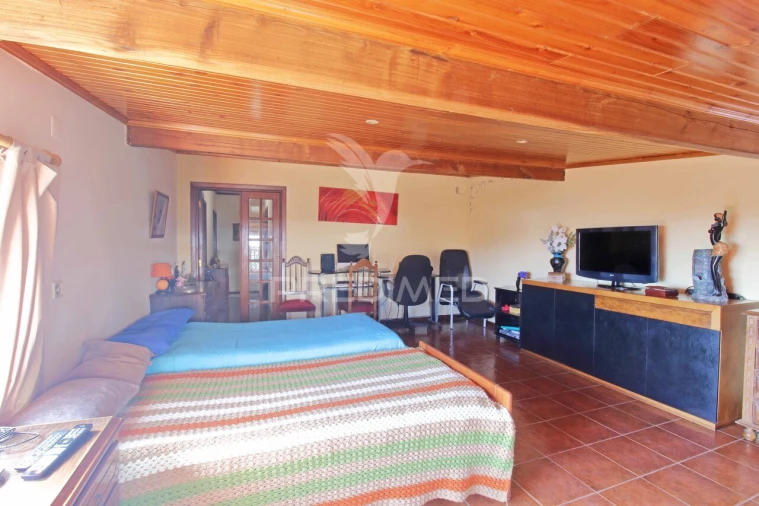 Moradia T4 para Venda em Angra (Nossa Senhora da Conceição) Foto 16