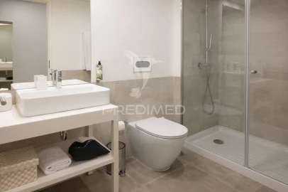 Apartamento T0 para Venda em Santa Marinha e São Pedro da Afurada