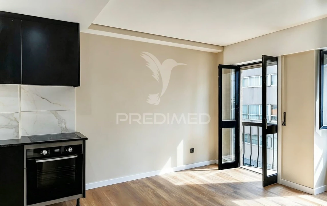 Apartamento T1 para Venda em Lordelo do Ouro e Massarelos Foto 5