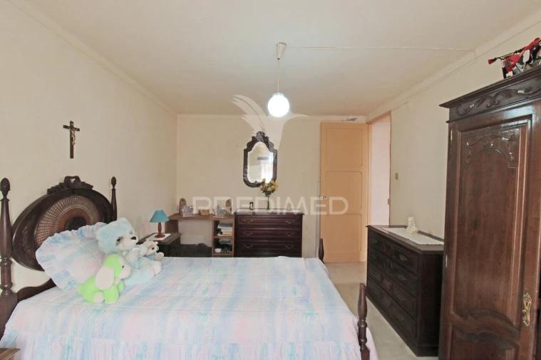 Moradia T3 para Venda em Angra (São Pedro) Foto 16