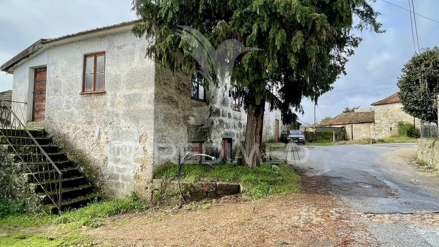 Moradia T2 para Venda em Cristelos, Boim e Ordem