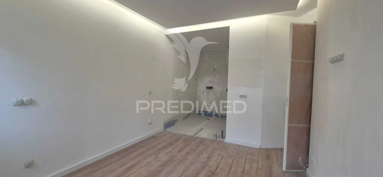 Apartamento T2 para Venda em Braga (Maximinos, Sé e Cividade) Foto 8