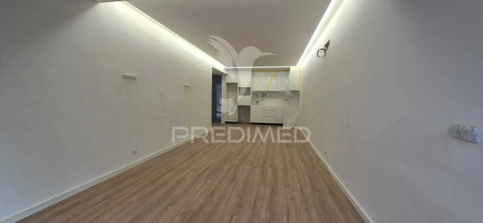 Apartamento T1 para Venda em Braga (Maximinos, Sé e Cividade) Foto 1