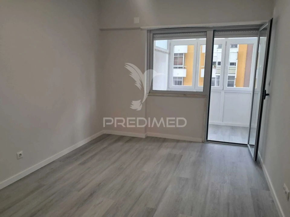 Apartamento T2 para Venda em Oeiras e São Julião da Barra, Paço de Arcos e Caxias Foto 11