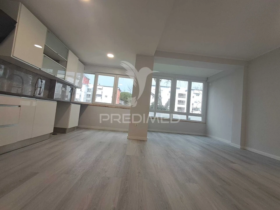 Apartamento T2 para Venda em Oeiras e São Julião da Barra, Paço de Arcos e Caxias Foto 7