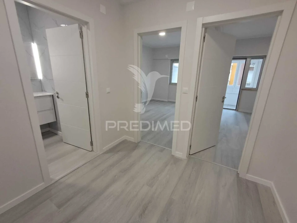 Apartamento T2 para Venda em Oeiras e São Julião da Barra, Paço de Arcos e Caxias Foto 8