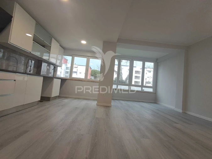 Apartamento T2 para Venda em Oeiras e São Julião da Barra, Paço de Arcos e Caxias Foto 7