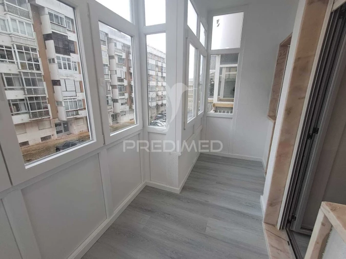 Apartamento T2 para Venda em Oeiras e São Julião da Barra, Paço de Arcos e Caxias Foto 13