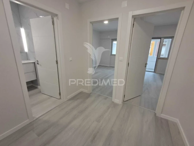 Apartamento T2 para Venda em Oeiras e São Julião da Barra, Paço de Arcos e Caxias Foto 8