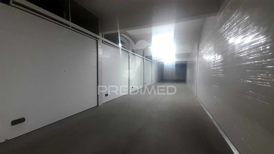 Armazém para Arrendamento em Moscavide e Portela Foto 4