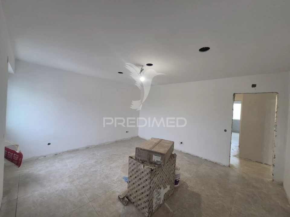 Apartamento T2 para Venda em Carregado e Cadafais Foto 20