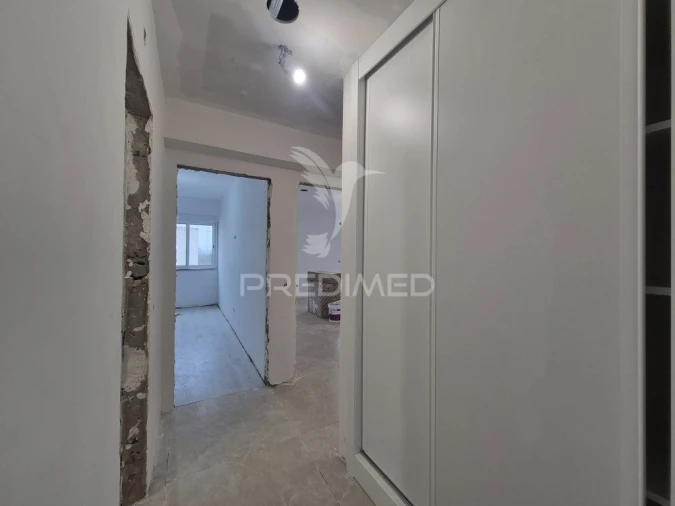 Apartamento T2 para Venda em Carregado e Cadafais Foto 25