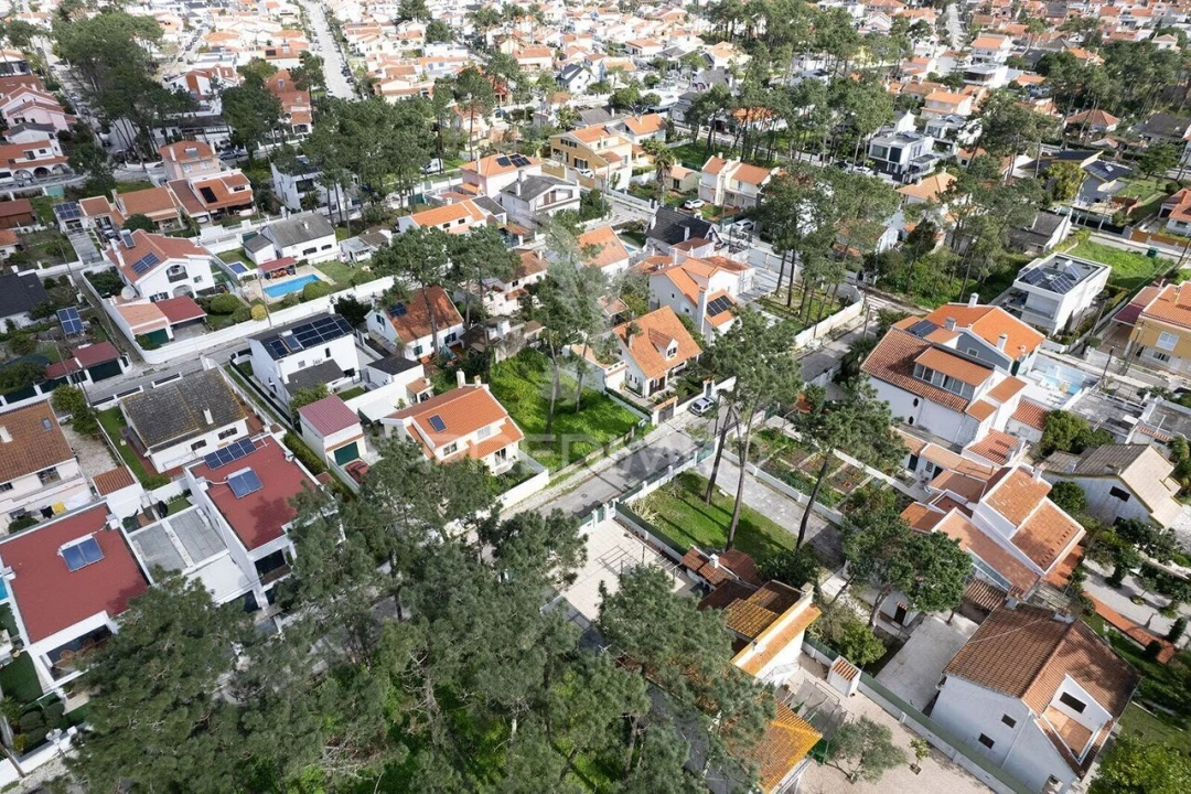 Terreno para Venda em Charneca de Caparica e Sobreda Foto 18