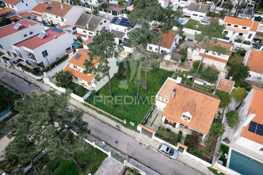 Terreno para Venda em Charneca de Caparica e Sobreda Foto 2