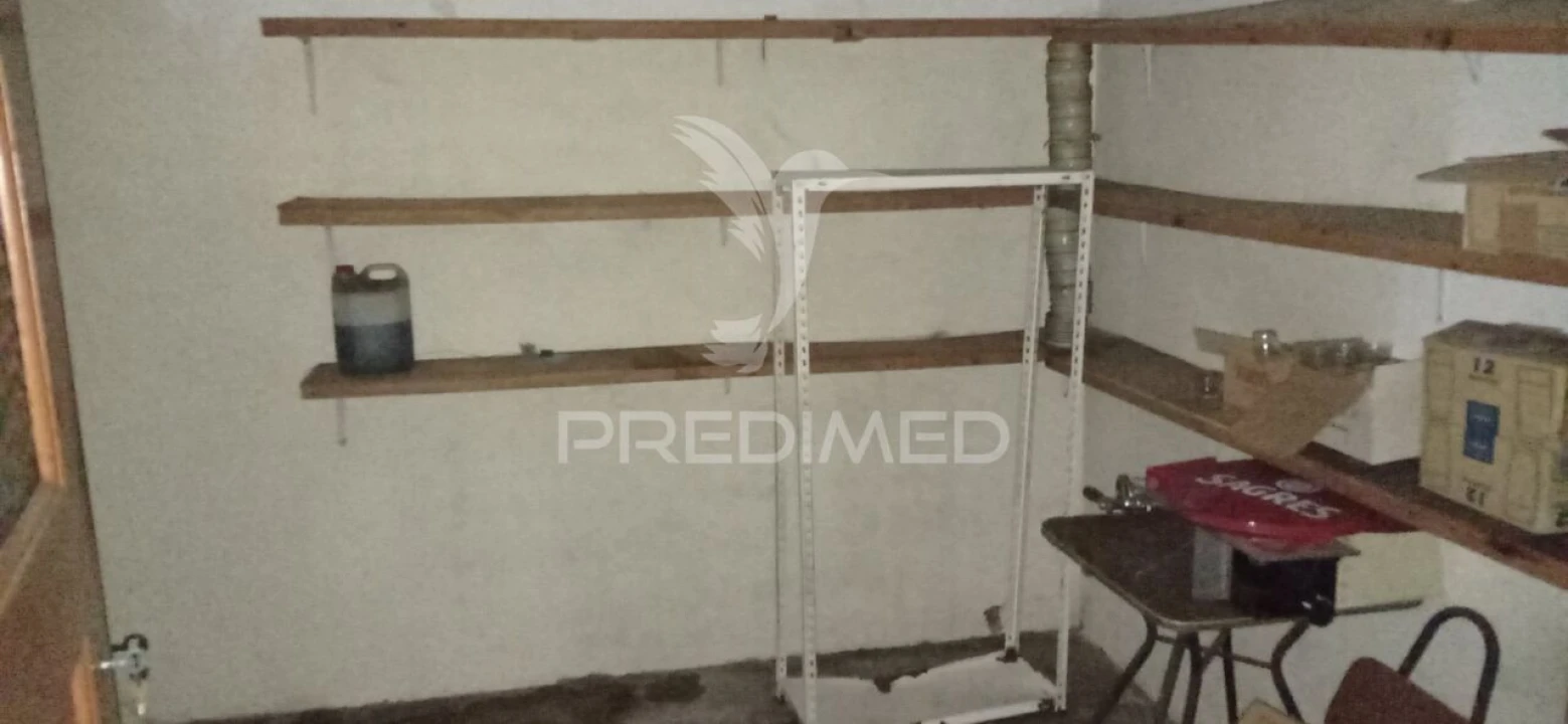 Loja para Venda em Tramagal Foto 15