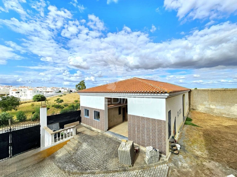 Terreno para Venda em Castro Verde e Casével Foto 1
