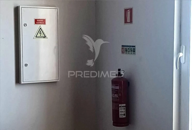 Armazém para Arrendamento em Santo Antão e São Julião do Tojal Foto 11