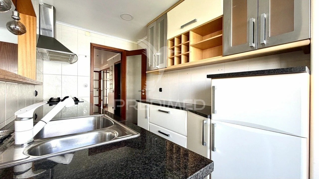 Apartamento T3 para Venda em Algés, Linda-A-Velha e Cruz Quebrada-Dafundo Foto 21
