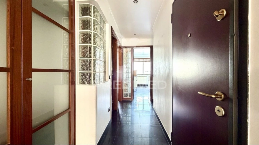 Apartamento T3 para Venda em Algés, Linda-A-Velha e Cruz Quebrada-Dafundo Foto 14