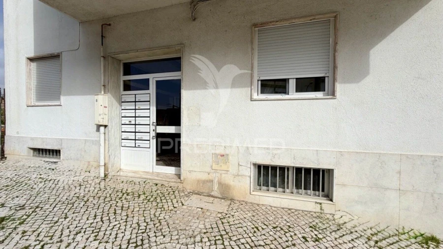 Apartamento T3 para Venda em Algés, Linda-A-Velha e Cruz Quebrada-Dafundo Foto 3