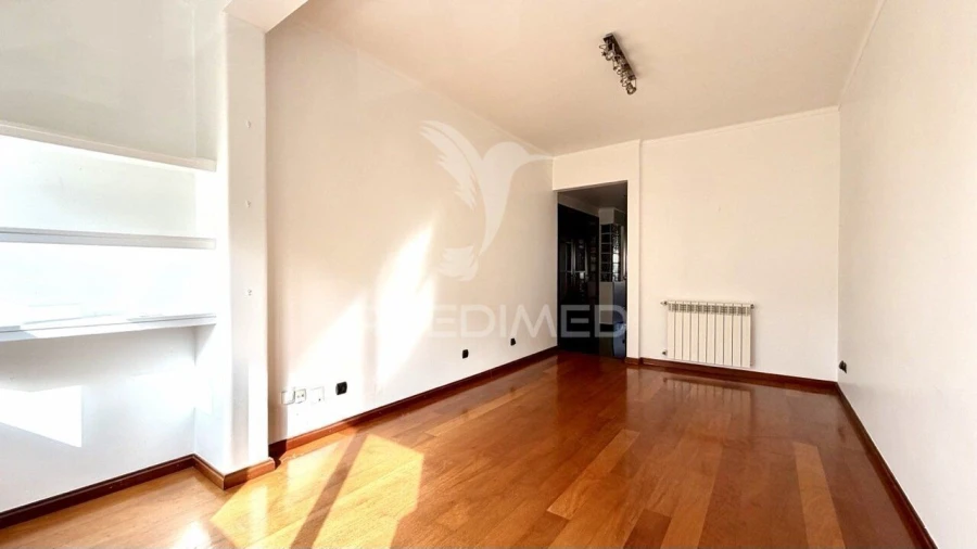 Apartamento T3 para Venda em Algés, Linda-A-Velha e Cruz Quebrada-Dafundo Foto 11