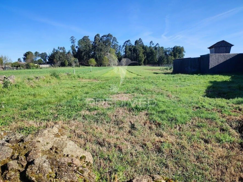 Terreno para Venda em Pedroso e Seixezelo Foto 1