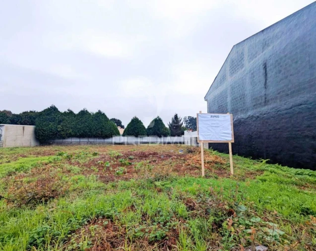 Terreno para Venda em Mafamude e Vilar do Paraíso Foto 3