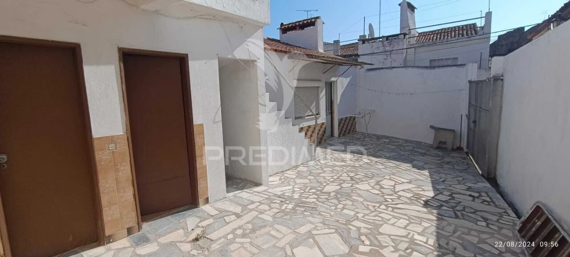 Moradia T2 para Venda em Espírito Santo, Nossa Senhora da Graça e São Simão Foto 7