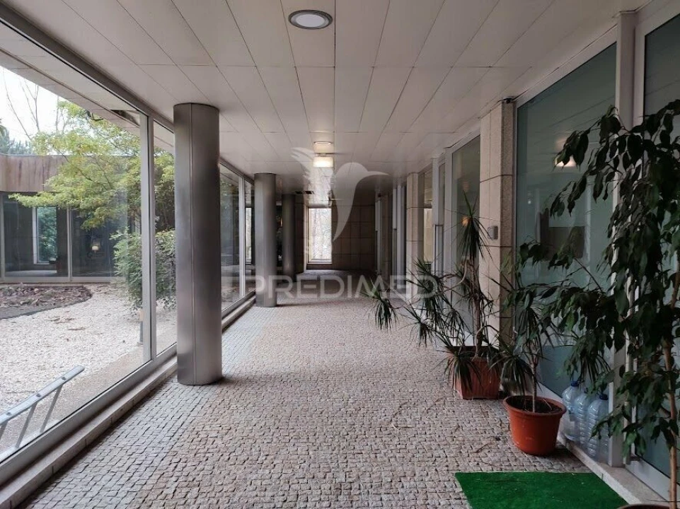 Loja para Arrendamento em Aldoar, Foz do Douro e Nevogilde Foto 1